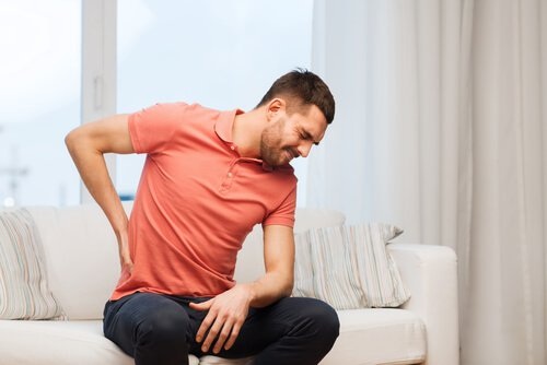 6 cauze ale durerilor de spate
