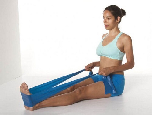 Exerciții fizice pentru spate cu banda elastică