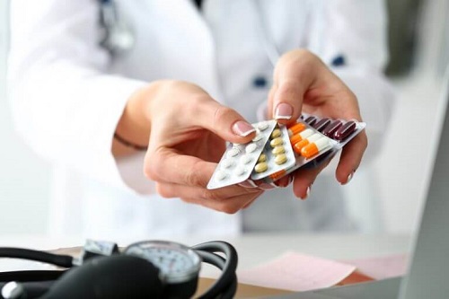 Greșeli care afectează eficiența medicamentelor precum întreruperea tratamentului