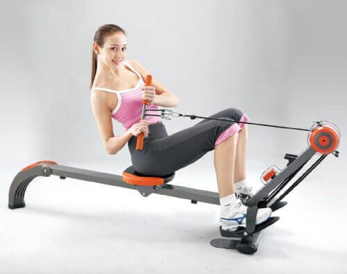 Aparat de vâslit pe lista de aparate de fitness pentru slăbit