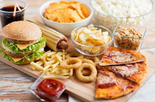 Alimente ce trebuie să lipsească dintr-o dietă pentru a slăbi la menopauză