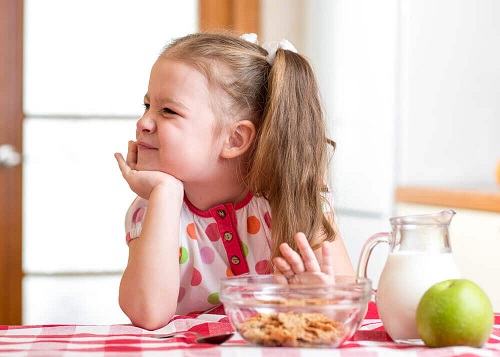 Lipsa poftei de mâncare la copii și remedii naturale pentru un apetit crescut