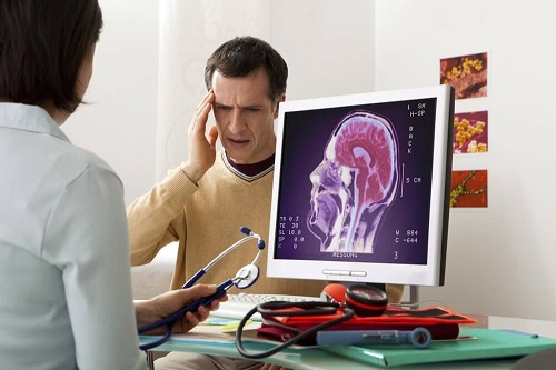 Medic vorbind despre cauze ale diferitelor tipuri de dureri de cap