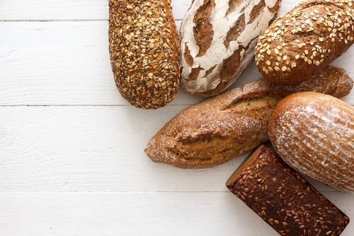 Painea albă sau pâinea integrală disponibilă în magazine