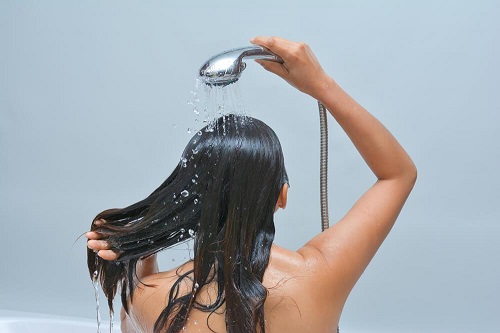Remedii naturale pentru micozele scalpului aplicate la duș