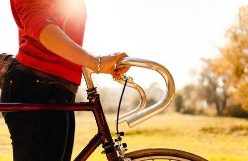 Sfaturi pentru a scăpa de tristețe precum practicarea unor exerciții fizice