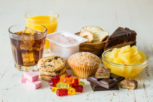 Creștere în greutate la menopauză din cauza consumului de dulciuri