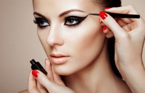 7 secrete pentru un machiaj reușit și rezistent