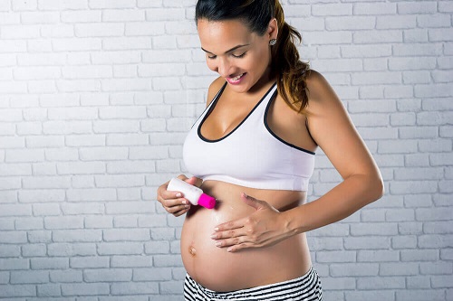 Ce este linea nigra și cum să îți îngrijești pielea pe perioada sarcinii