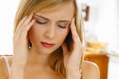 Durerile de cap pot fi semne care indică o neregulă în organism
