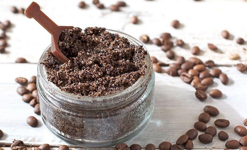 Remedii cu ulei de cocos împotriva vergeturilor cu cafea