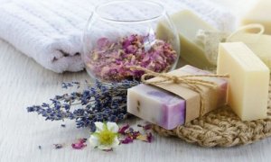 3 rețete de săpun natural de încercat acasă