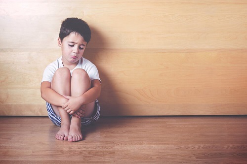 Lipsa de afecțiune la copii: 6 efecte negative