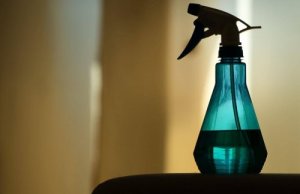 6 lucruri care nu trebuie curățate cu oțet alb