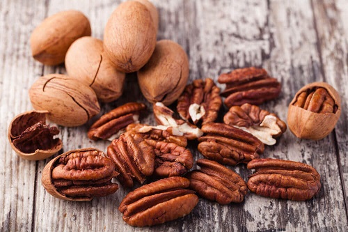 Scapă de grăsimea abdominală prin consumul de fructe uscate