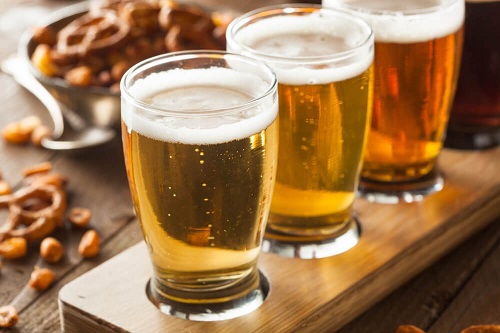 Dieta cu bere se referă la includerea berii într-o dietă de slăbit