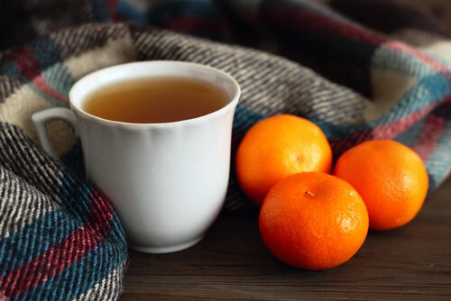 Remediu împotriva insomniei precum un ceai de coajă de mandarină