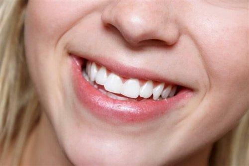 Beneficii oferite de aloe vera pentru sănătatea dentară