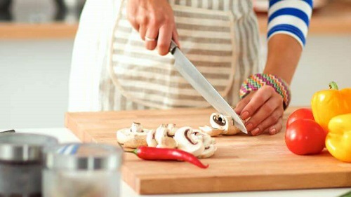 3 rețete delicioase cu ciuperci proaspete