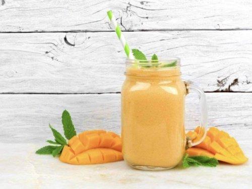 Smoothie cu mango pentru constipație