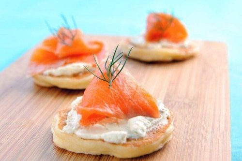 Blini cu somon afumat