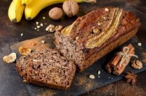 Chec cu banane și scorțișoară, un deliciu