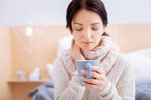 4 remedii pentru infecția gâtului