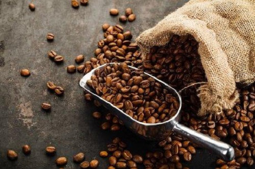 Cafeaua în rețete de odorizant natural pentru bucătărie