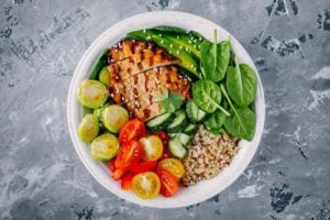 Rețete sănătoase pentru cină sub 300 de calorii