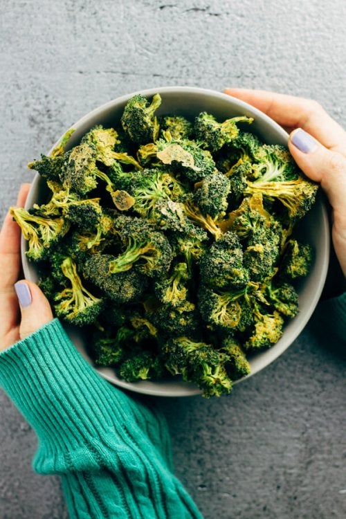Castron cu broccoli copt
