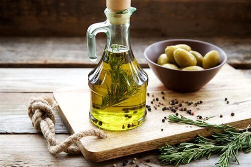 Uleiul de măsline printre cele mai sănătoase uleiuri vegetale