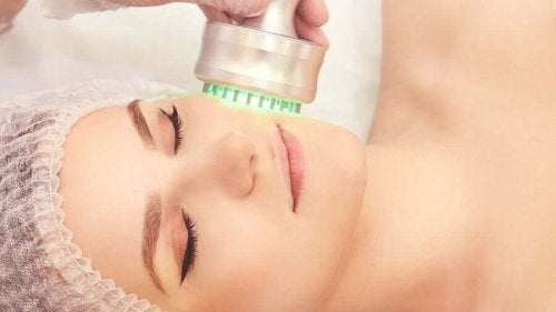 Tratament facial pentru riduri