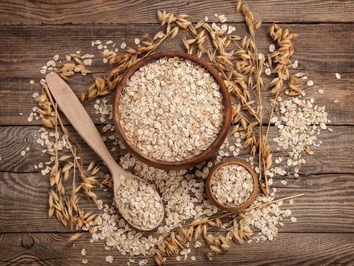 Castron cu fulgi de ovăz
