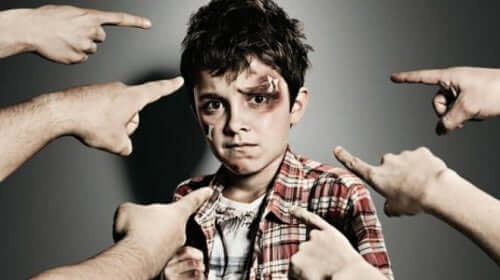 Băiat afectat de bullying-ul la copii