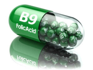 Care sunt diferențele dintre acidul folic și folat?