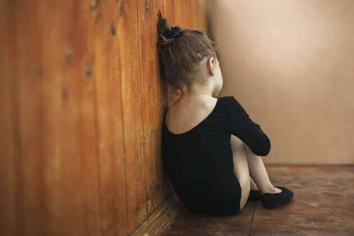 Copiii cu autism în timpul carantinei sunt debusolați