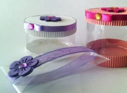 Cutii de cadouri din plastic