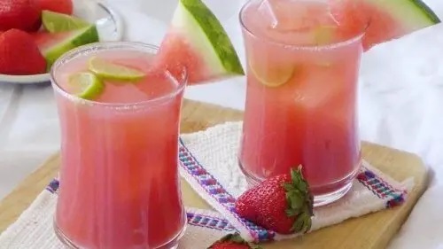 Infuzie de pepene roșu și lămâie
