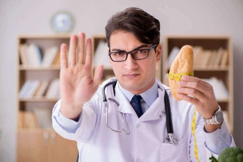 Medic vorbind despre câștigul în greutate cauzat de pâine