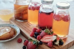 5 rețete delicioase de infuzii de fructe