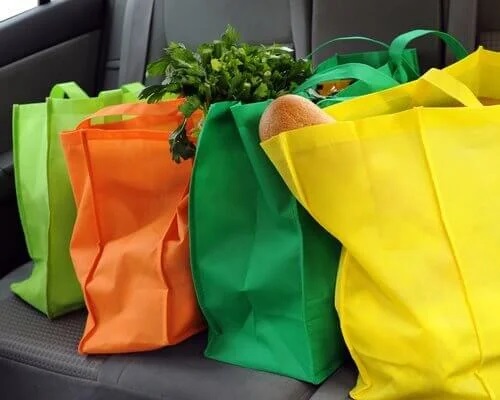 Cum confecționezi sacoșe pentru cumpărături durabile