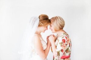 Vestimentația mamei miresei sau a mirelui - 6 sfaturi