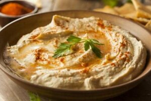 Încearcă o rețetă delicioasă de hummus cu paprika