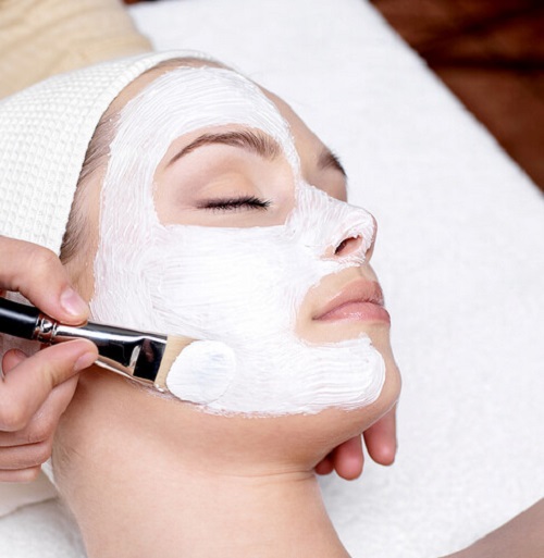 Metode naturale de peeling pentru față