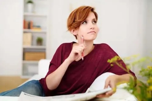 Femeie care află ce este momnezia la proaspetele mămici