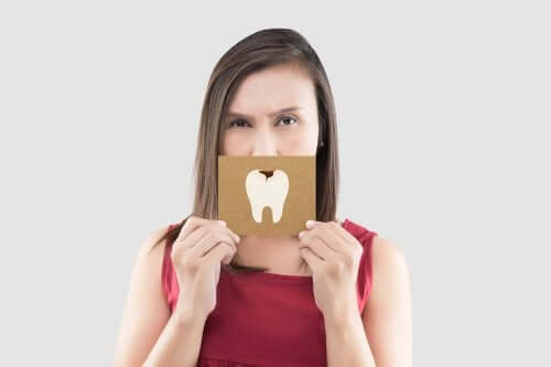 Ameliorarea durerii de dinți cu 5 remedii rapide