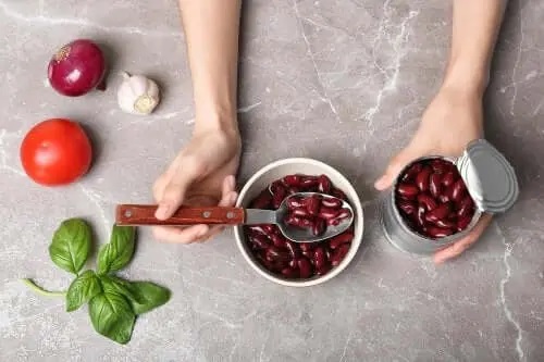 4 rețete delicioase cu fasole la conservă