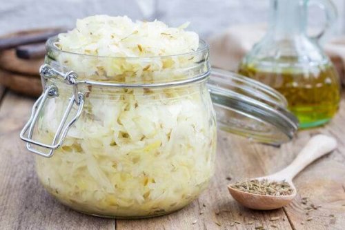 Varza murată pe lista de alimente pentru a regla digestia