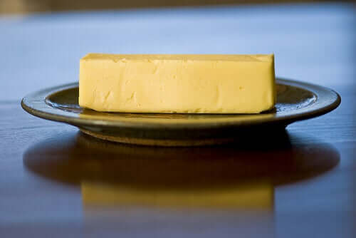 Ce sunt grăsimile hidrogenate din margarină