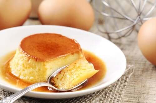 Porție de flan napolitan fără zahăr